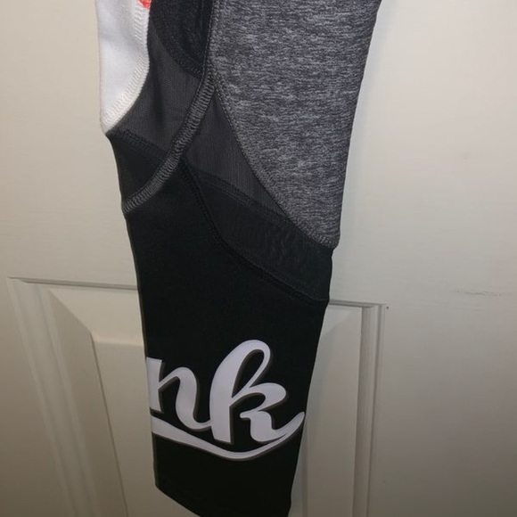 Vs pink leggings - Picture 4 of 4